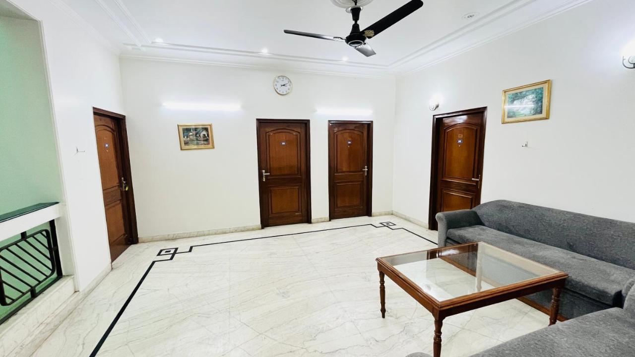 Hotel Starline Sector 28 Gurgaon Ngoại thất bức ảnh