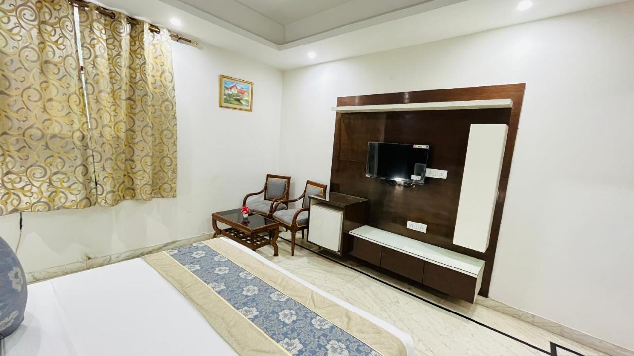 Hotel Starline Sector 28 Gurgaon Ngoại thất bức ảnh