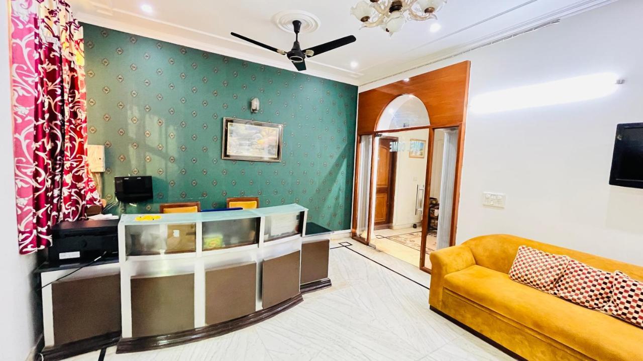 Hotel Starline Sector 28 Gurgaon Ngoại thất bức ảnh