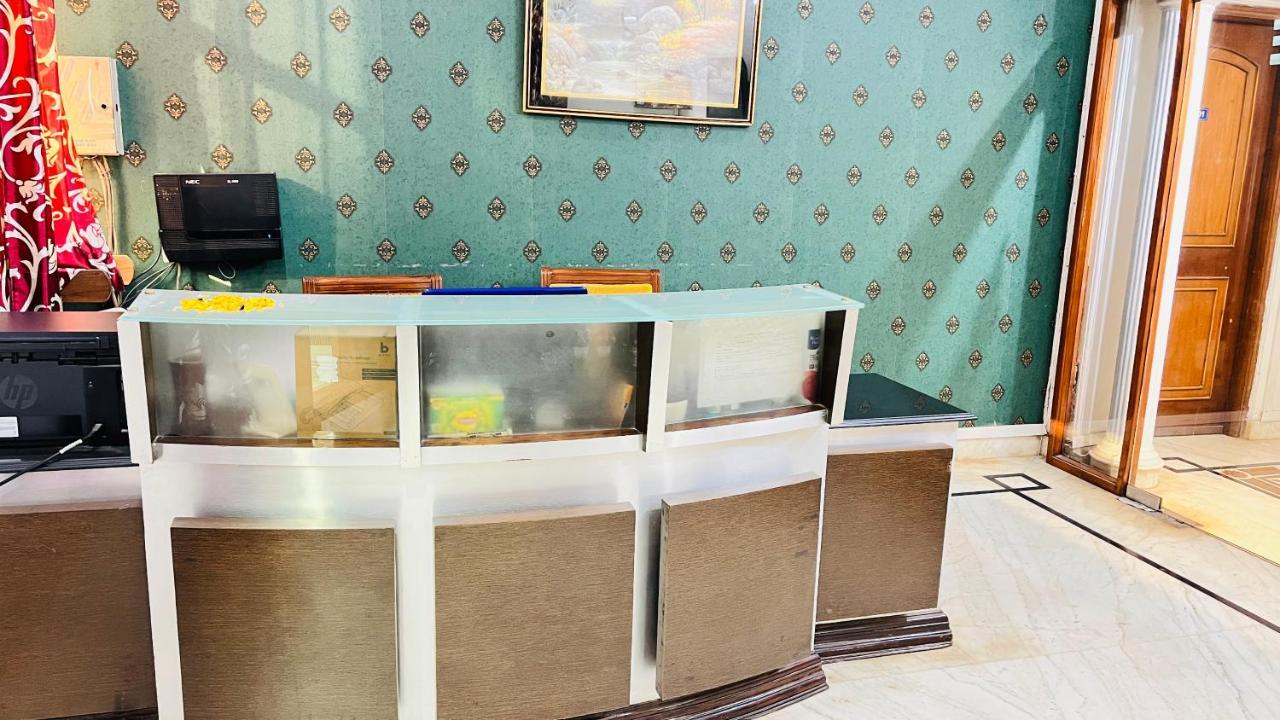 Hotel Starline Sector 28 Gurgaon Ngoại thất bức ảnh