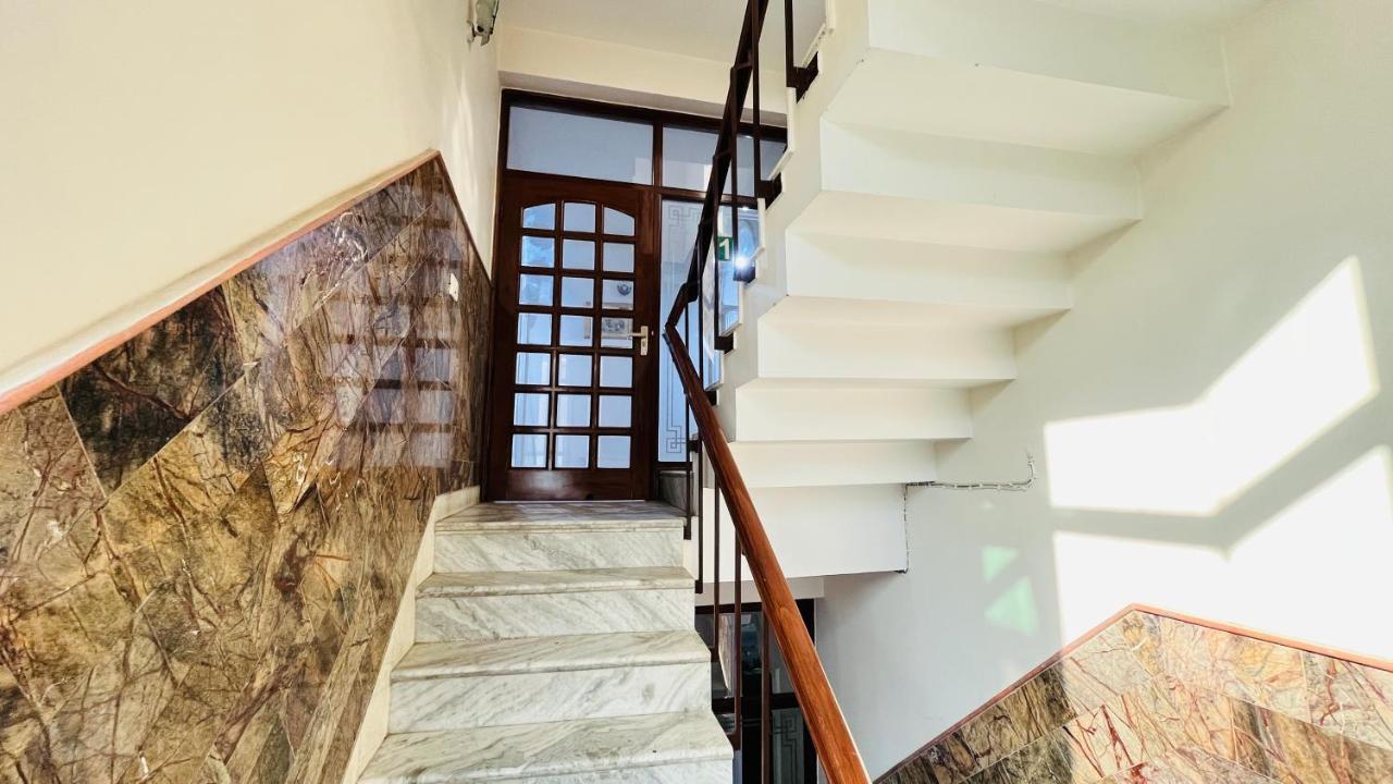 Hotel Starline Sector 28 Gurgaon Ngoại thất bức ảnh