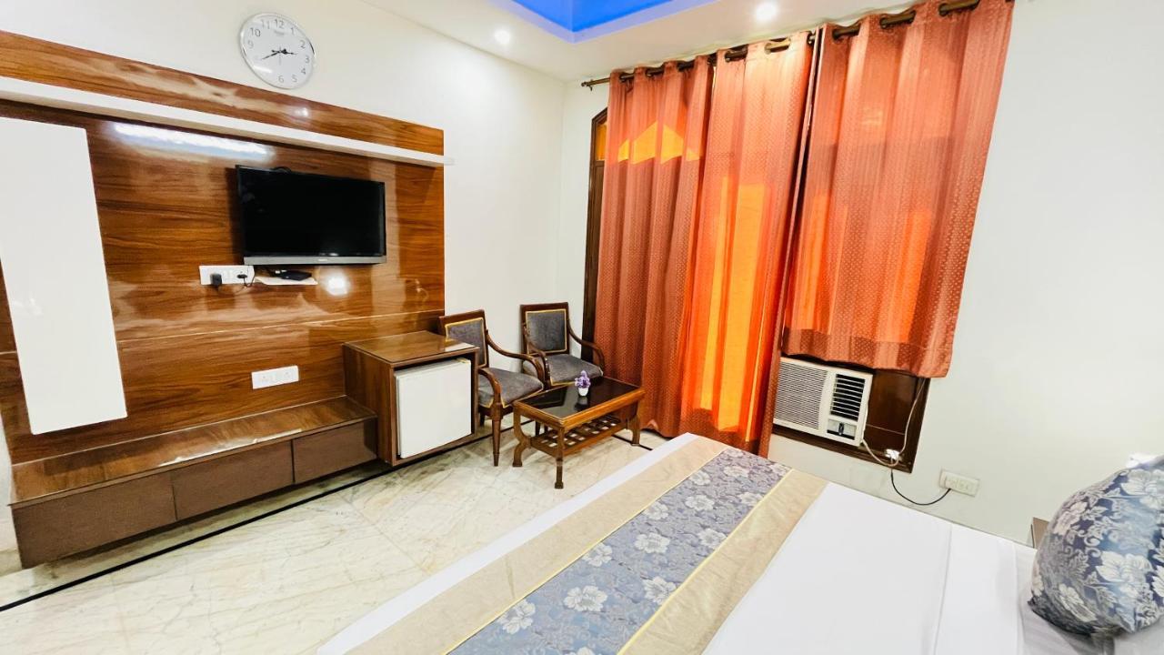 Hotel Starline Sector 28 Gurgaon Ngoại thất bức ảnh